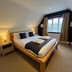 The Shoe Inn Rooms